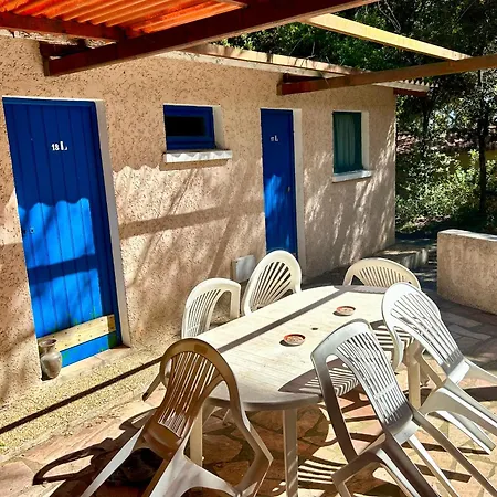 Playa Pachamama Camping *